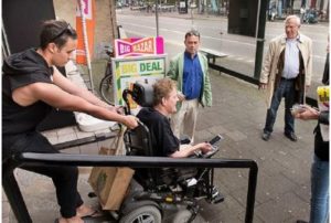 drempelactie op de Oude Vest in Breda, met platform, BCG en ZET